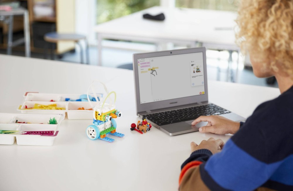 LEGO Education Spike Essential