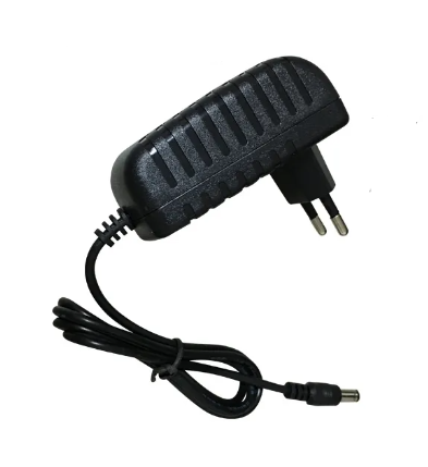 Fuente de alimentación 8V 2A con conector jack DC
