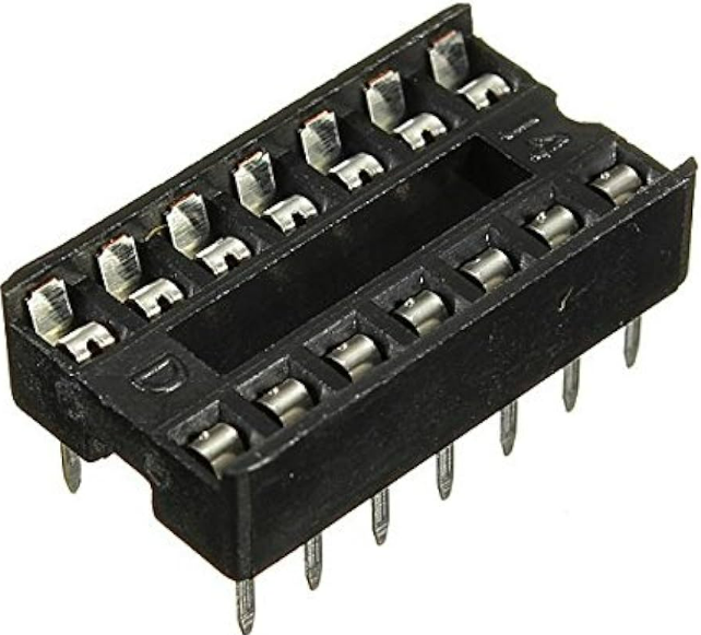 Zócalo conector CI agujero cuadrado DIP