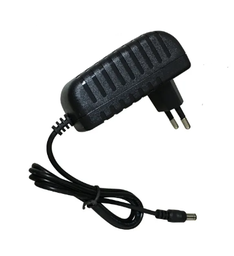 [00030199] Fuente de alimentación 8V 2A jack DC